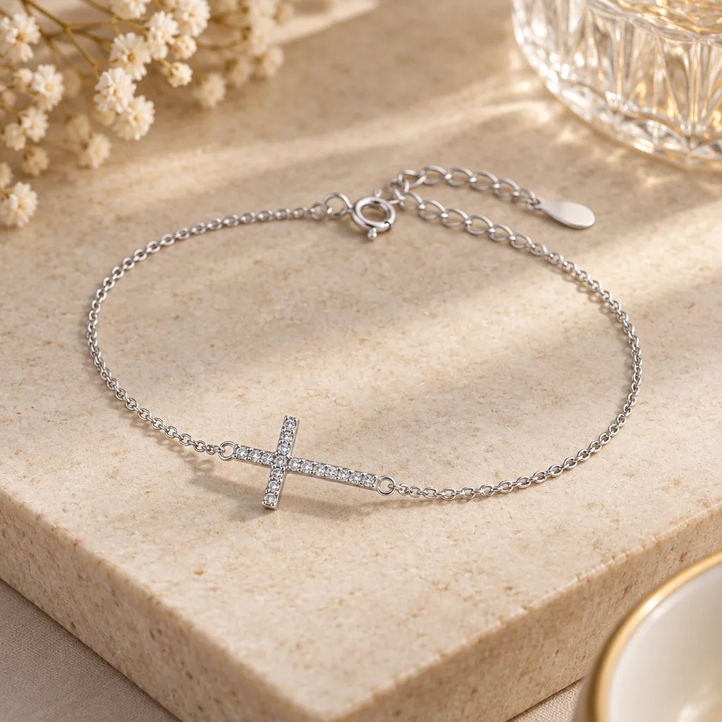 Bracelet Fin avec Croix